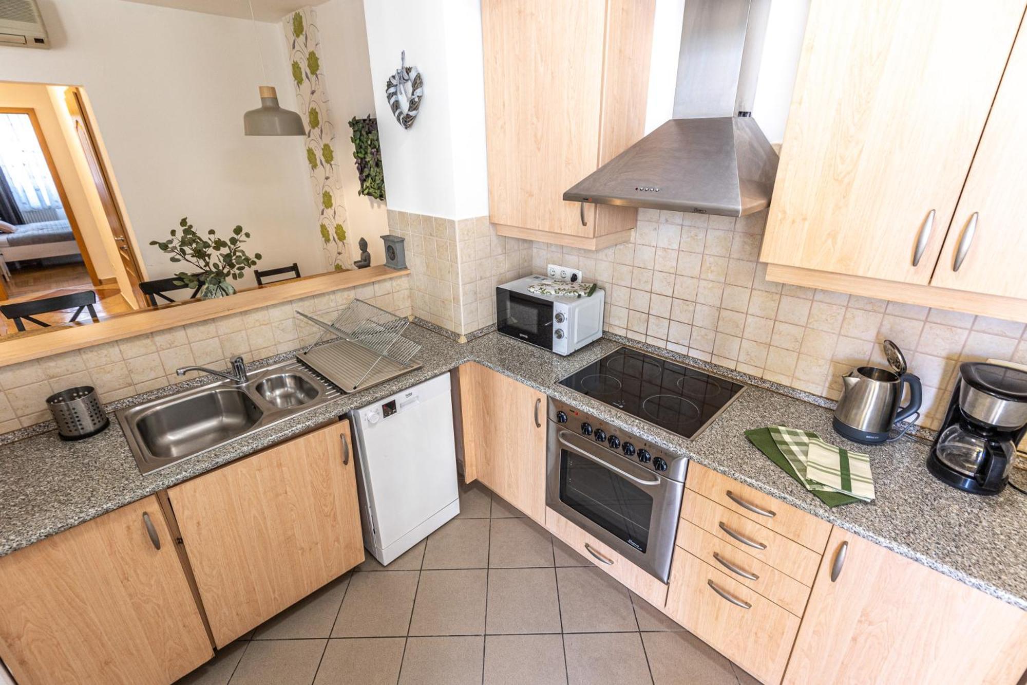 Gozsdu White Raven 305 Апартаменты Будапешт